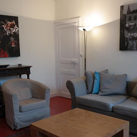 Penthouse Apartment Overlooking Place Carnot カルカソンヌ エクステリア 写真