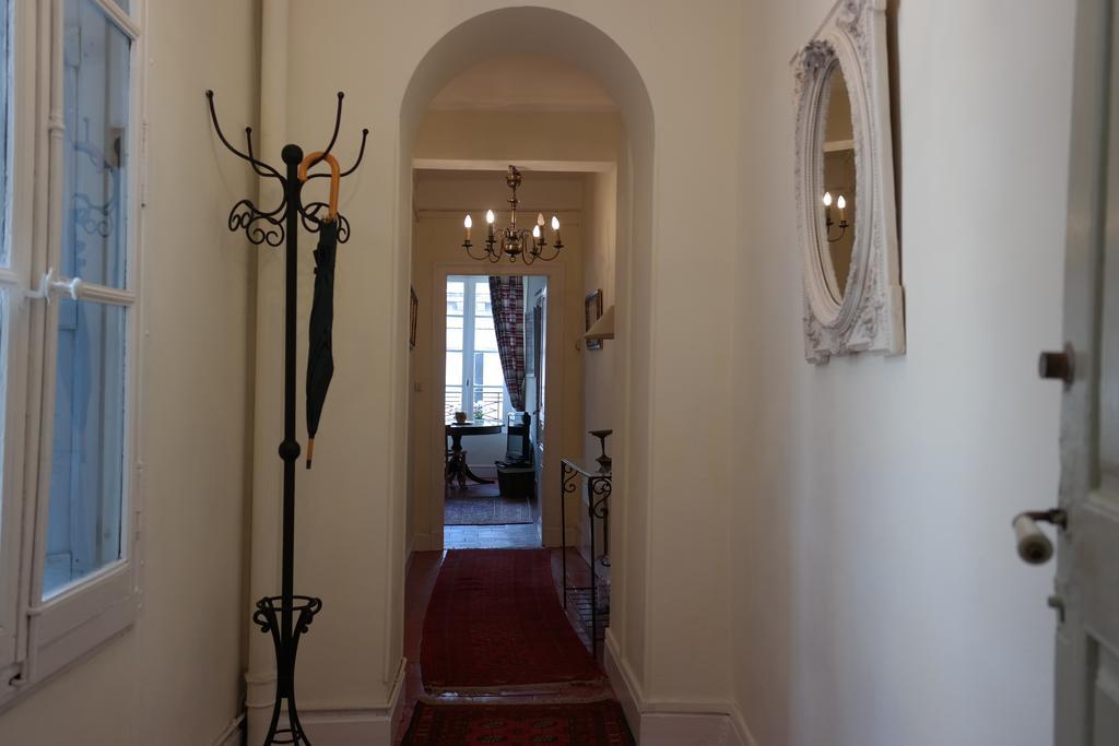 Penthouse Apartment Overlooking Place Carnot カルカソンヌ エクステリア 写真